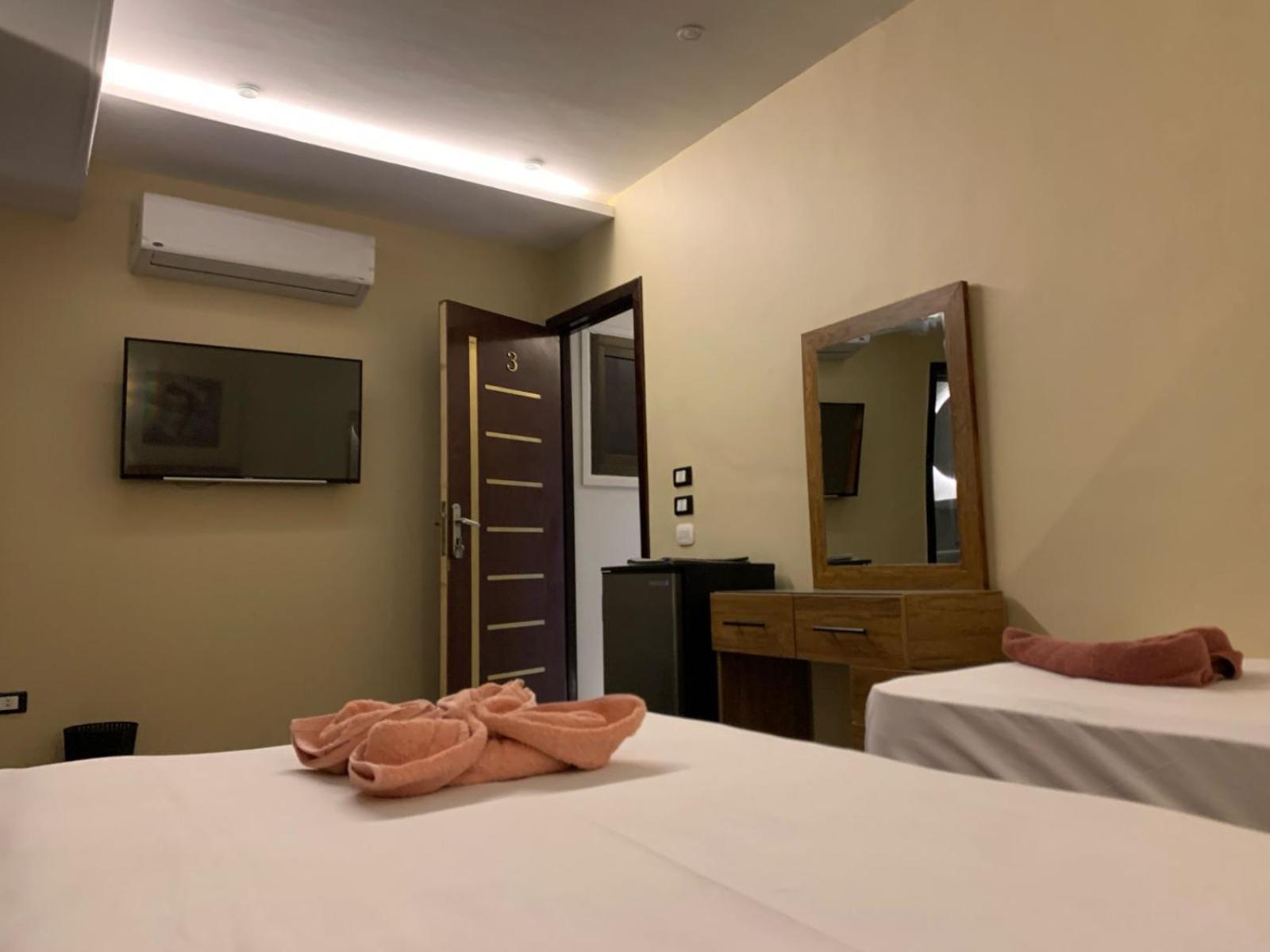 Heaven Hostel Il Il Cairo Esterno foto