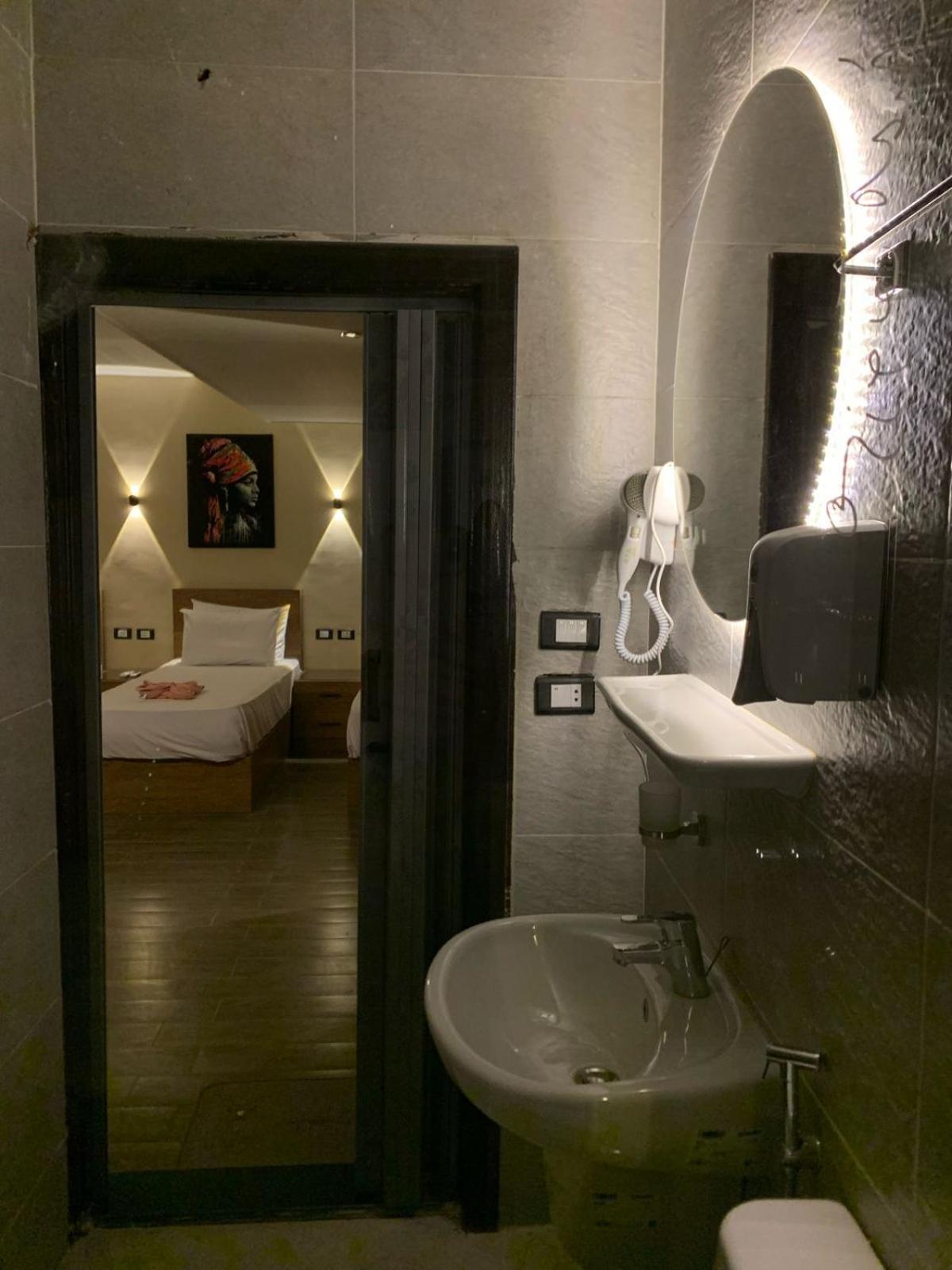 Heaven Hostel Il Il Cairo Esterno foto